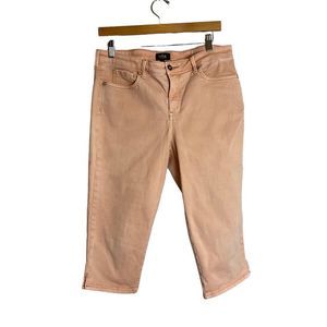 NYDJ peach/pink stretchy lift tuck capri pants